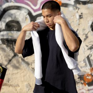 Plain Tshirt Dark Blue - Image 2